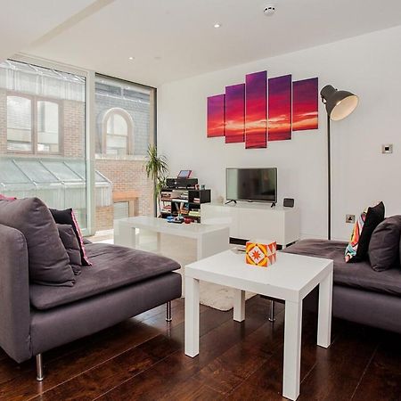Beautiful Newly Renovated 2 Bed Apartment In Bank Лондон Екстериор снимка