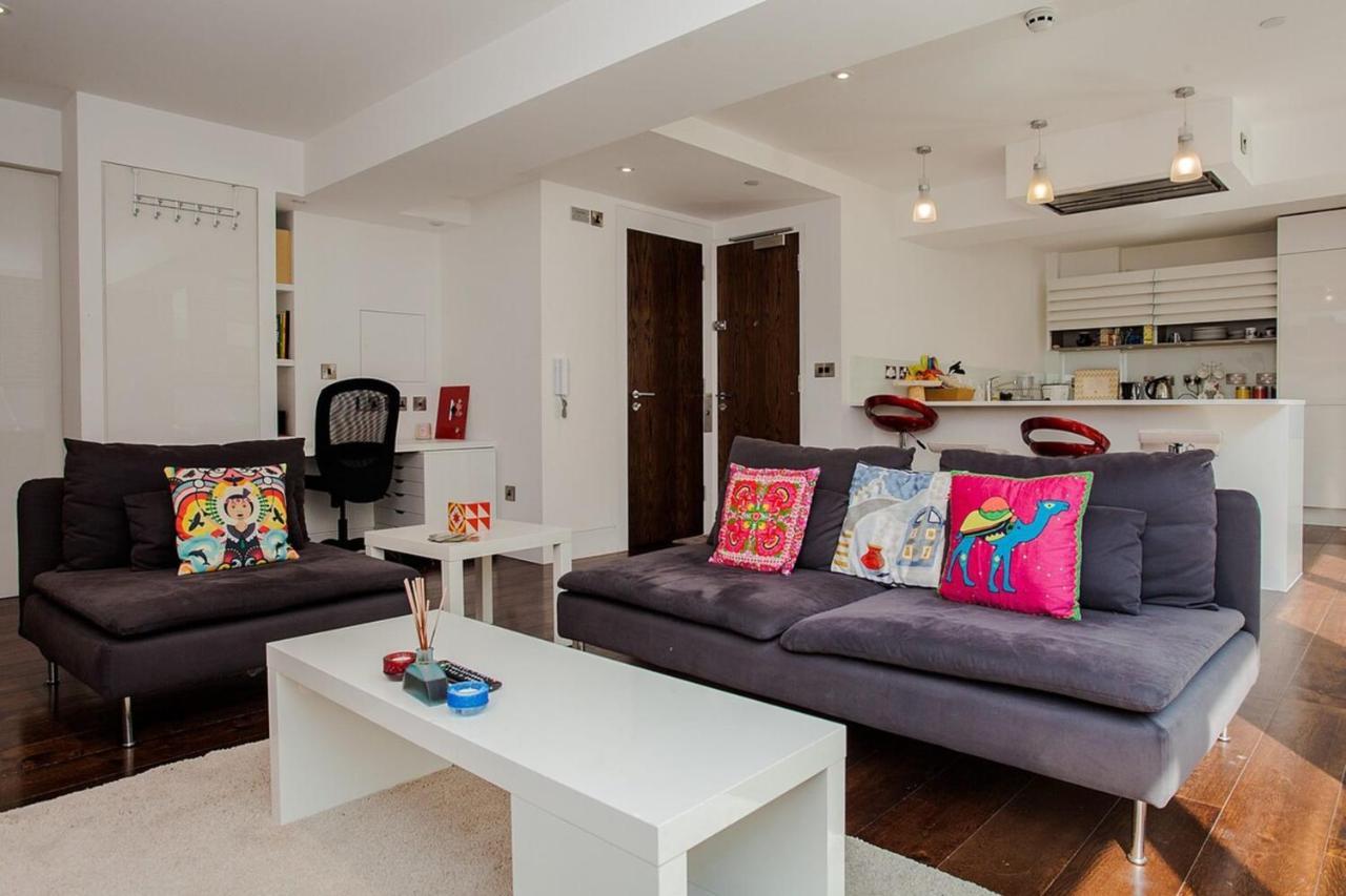 Beautiful Newly Renovated 2 Bed Apartment In Bank Лондон Екстериор снимка